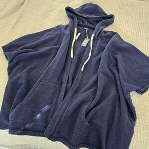 Aerie - Short Sleeve Hooded Poncho with Pockets - NWT